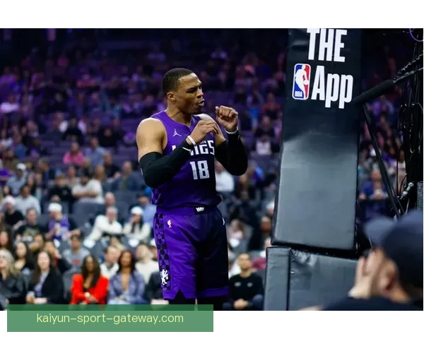 国王队伤病动态：穆雷加速复出训练 威少大脚趾发炎继续缺阵